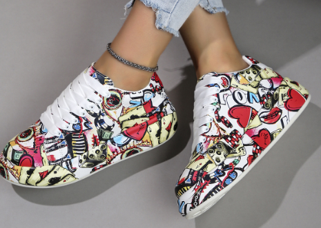 Damen-Sneaker mit Graffiti-Design und Schichtoptik